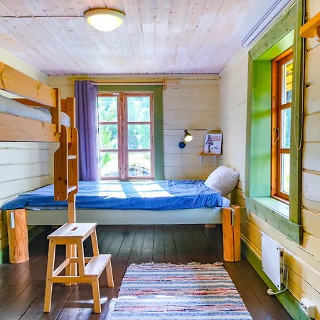 Husky Farm Traditional House At Offtrack Experience Feriehus *