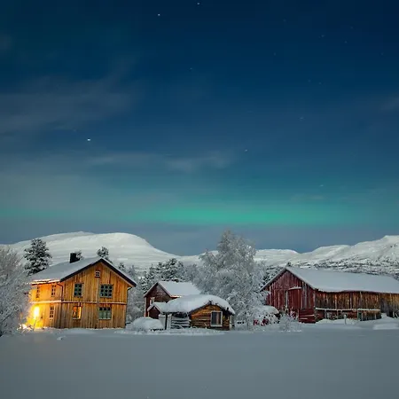 Husky Farm Traditional House At Offtrack Experience Feriehus *